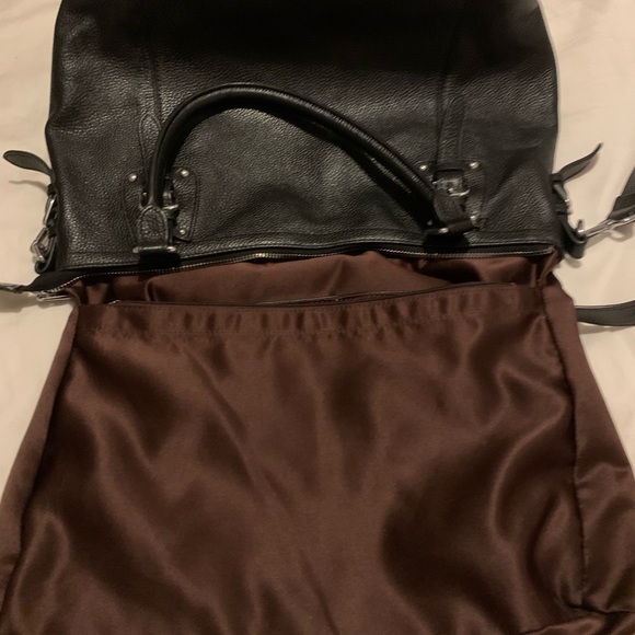 Heshe black genuine leather satchel handbag - Picture 13 of 15